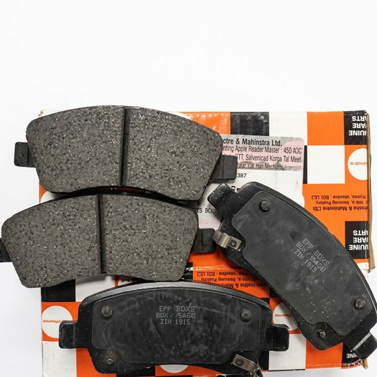 Mahindra Scorpio Pik Up Front Brake Pad Kit - WEBVIBES