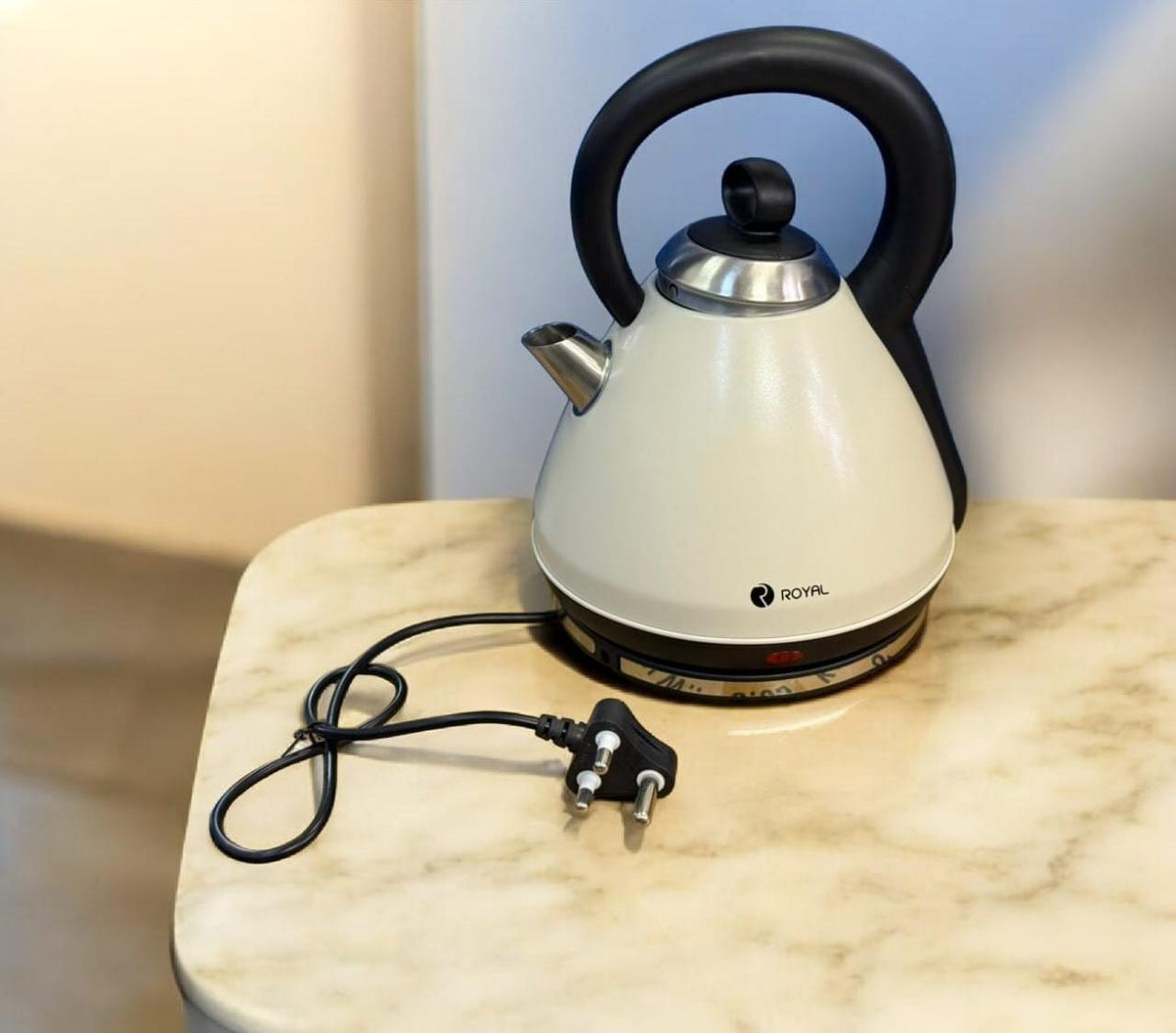 Royal Electric Kettle - WEBVIBES